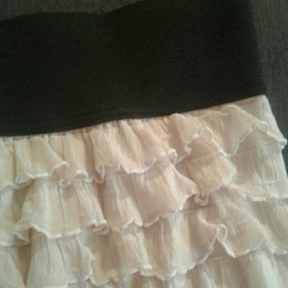 Free People ruffled mini skirt - Picture 2 of 6